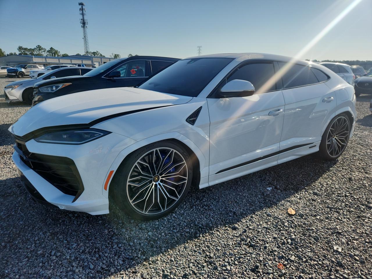 2025 LAMBORGHINI URUS SE