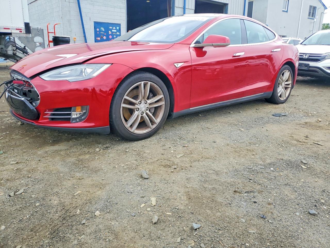 2015 TESLA MODEL S