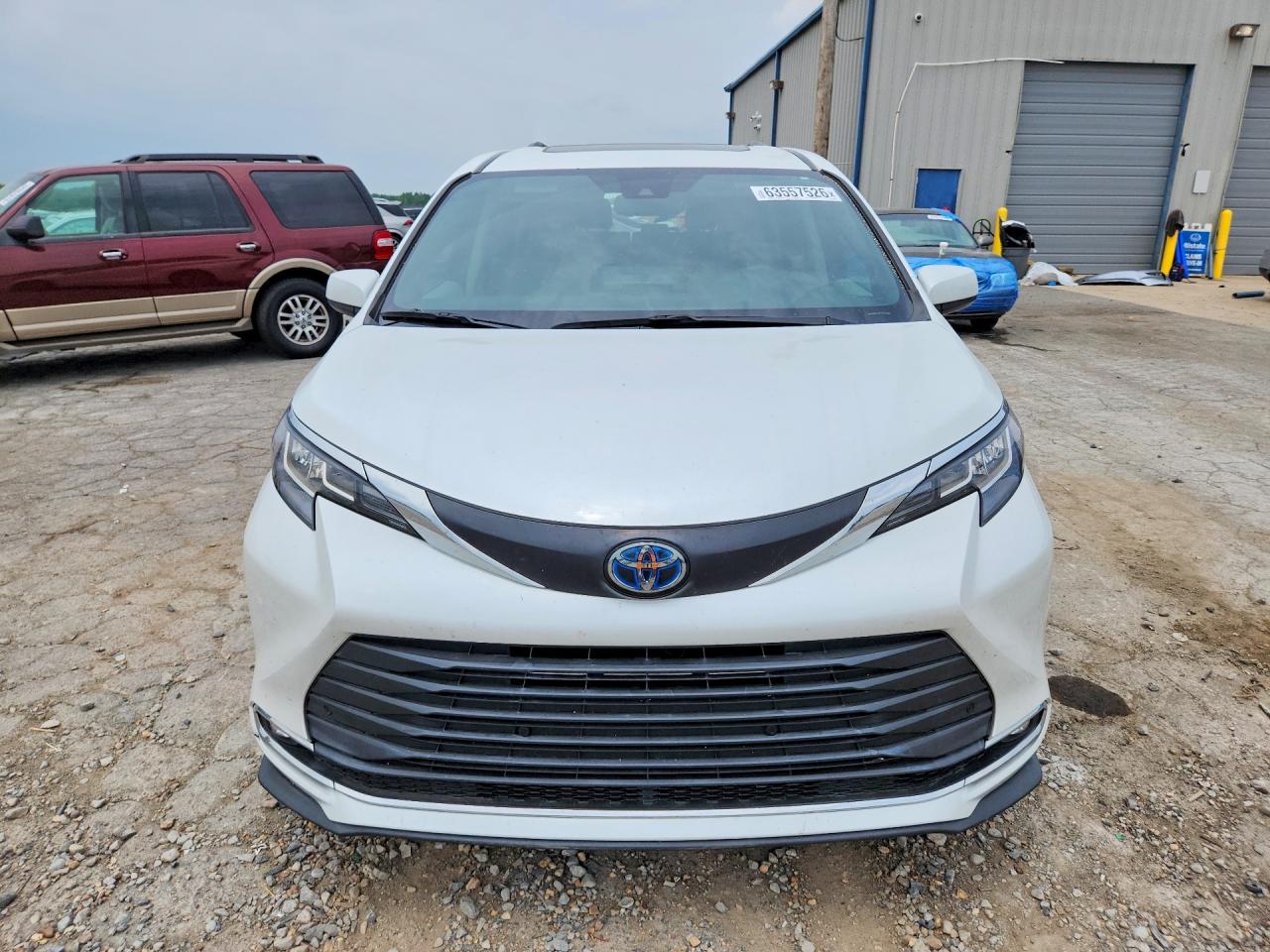 2022 TOYOTA SIENNA XLE — снимка 5