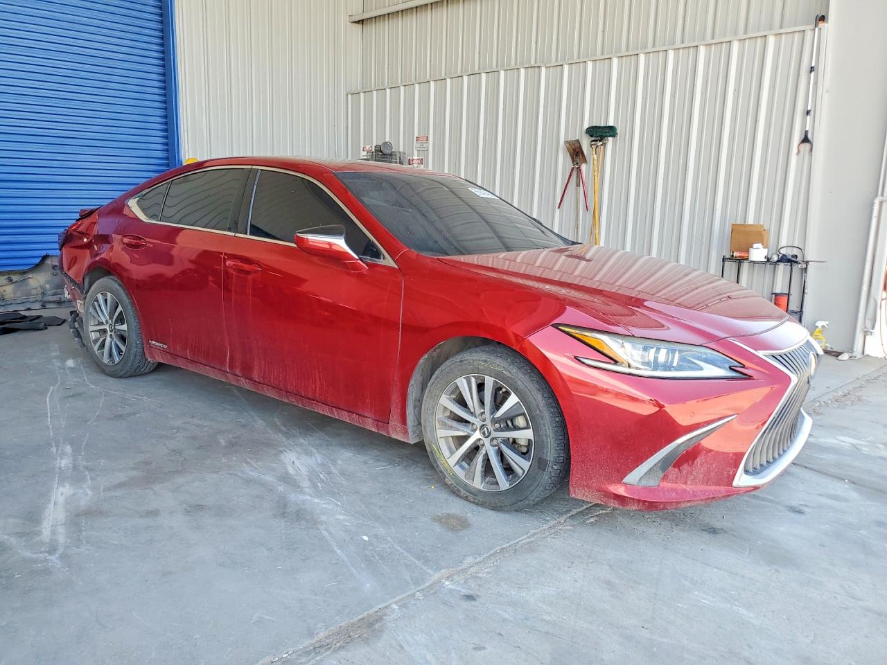 2020 LEXUS ES 300H — снимка 4