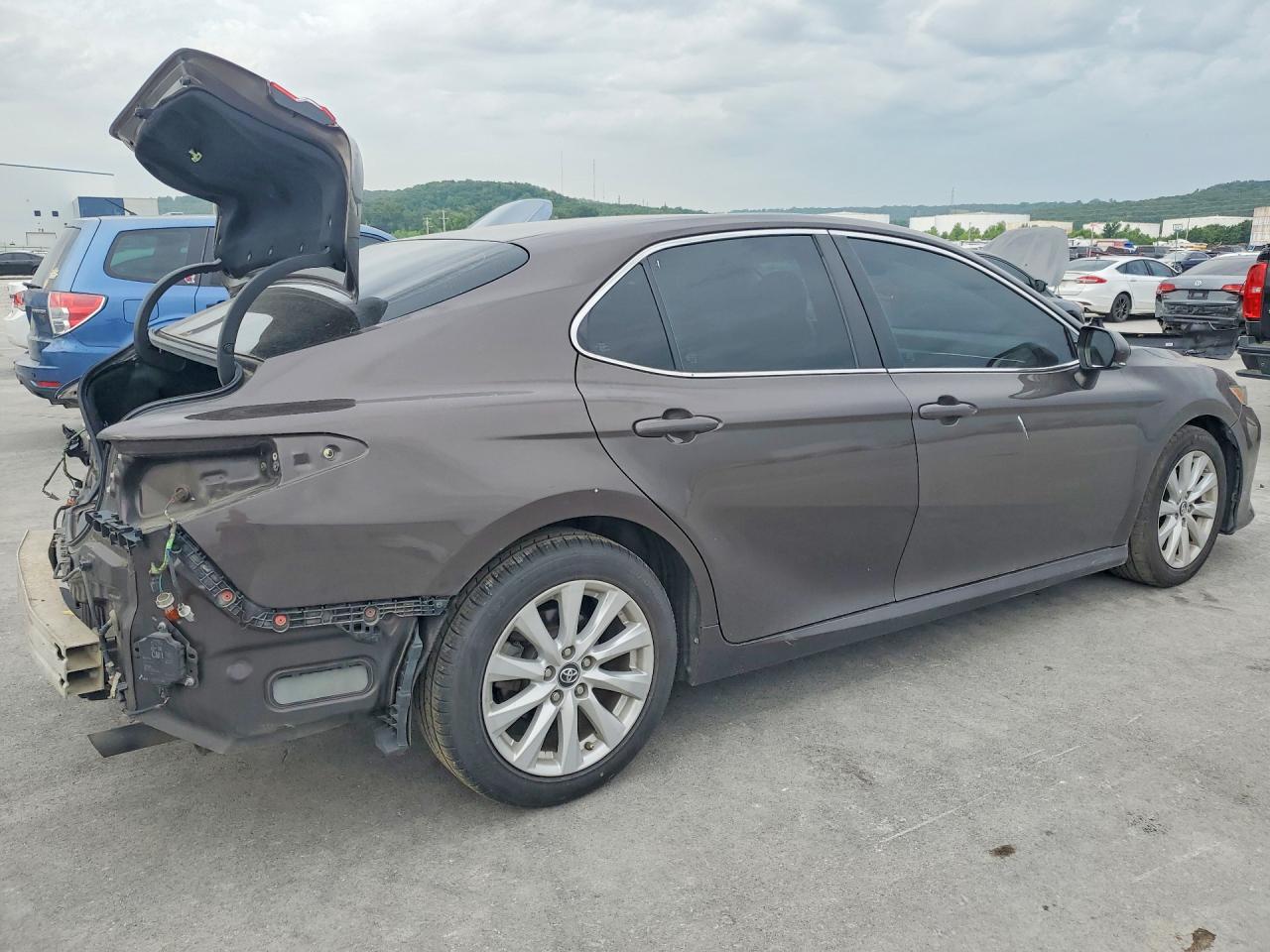 2018 TOYOTA CAMRY LE — снимка 3