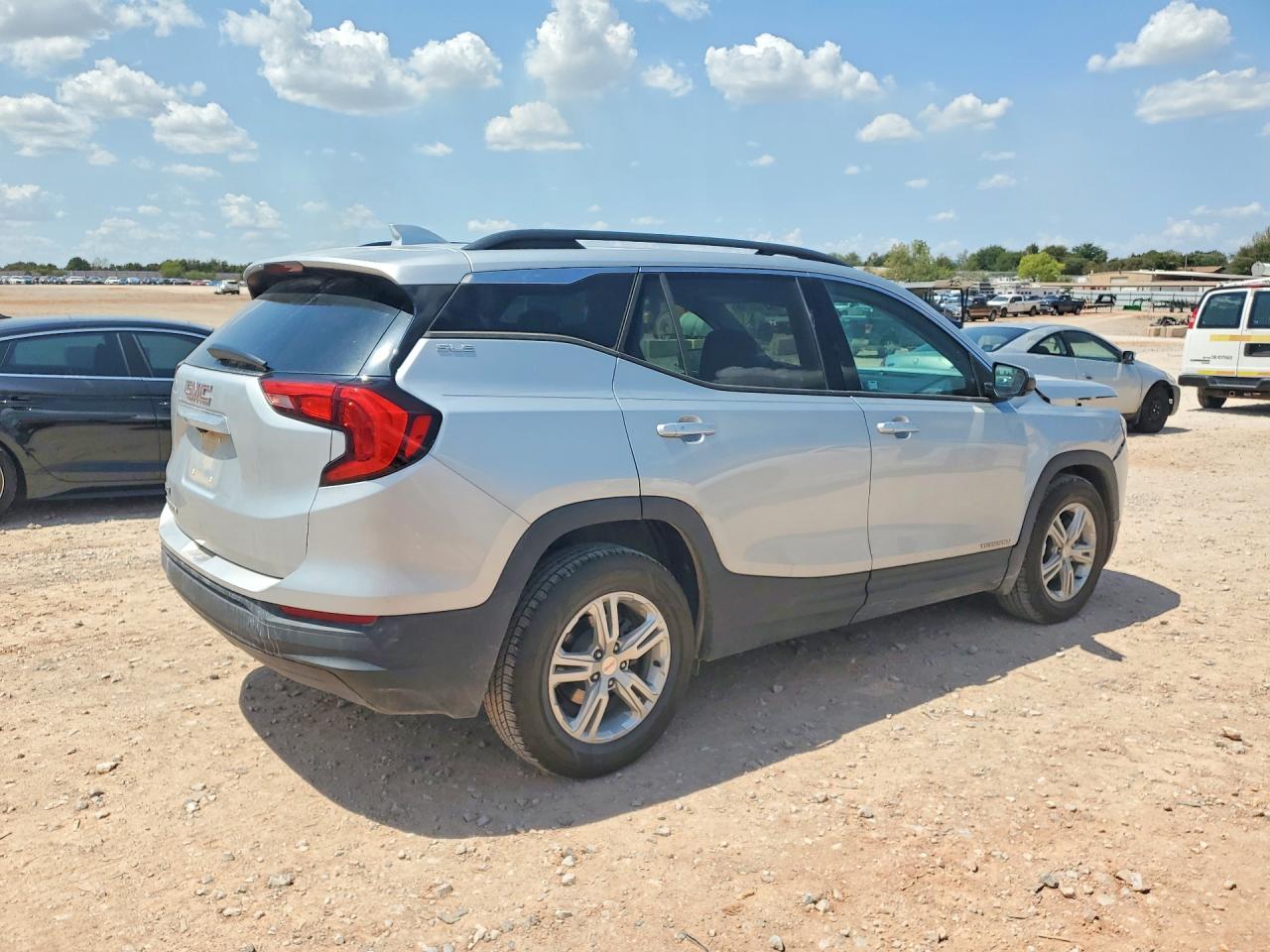 2020 GMC TERRAIN SLE — снимка 3