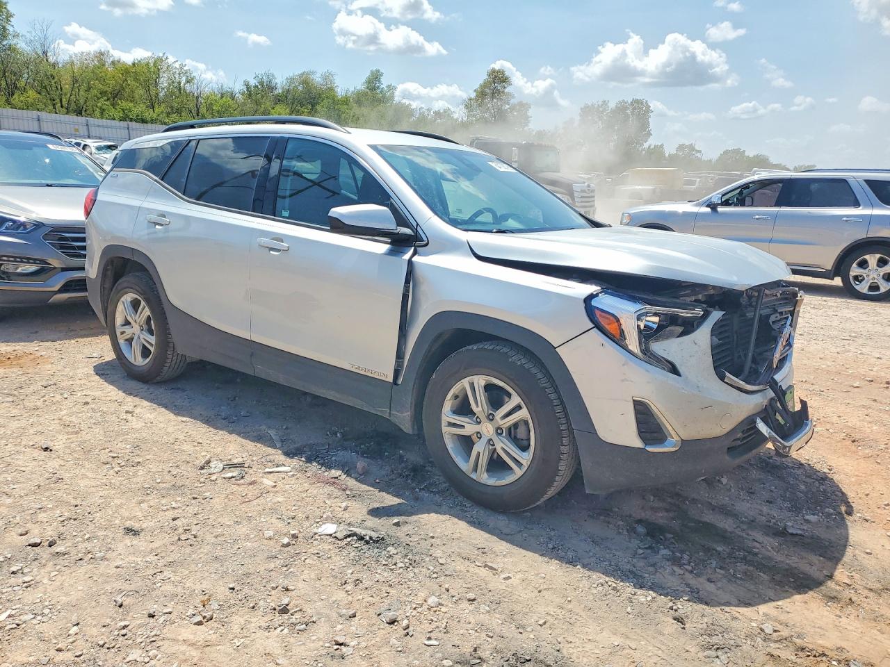 2020 GMC TERRAIN SLE — снимка 4