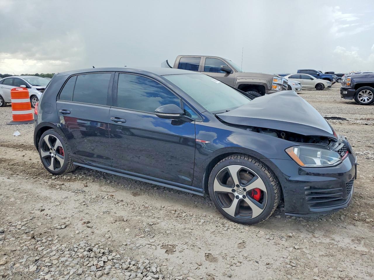 2017 VOLKSWAGEN GTI S — снимка 4