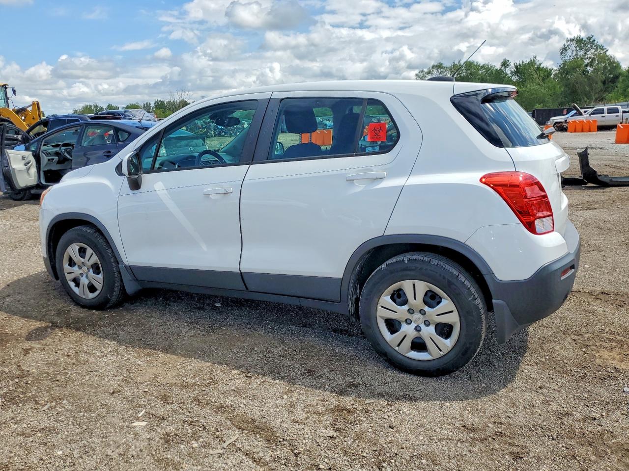 2016 CHEVROLET TRAX LS — снимка 2