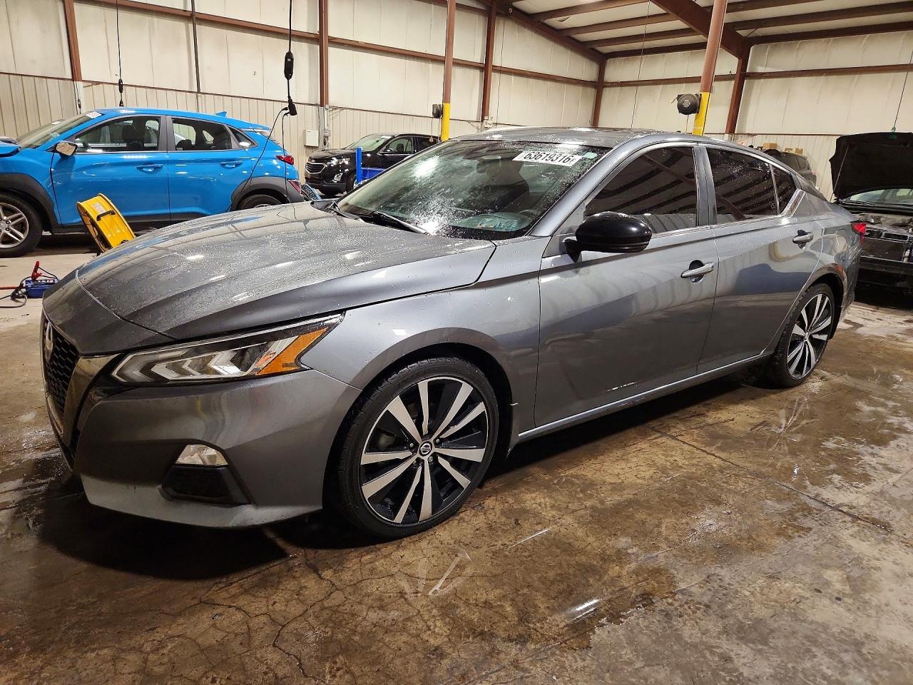 2021 NISSAN ALTIMA SR