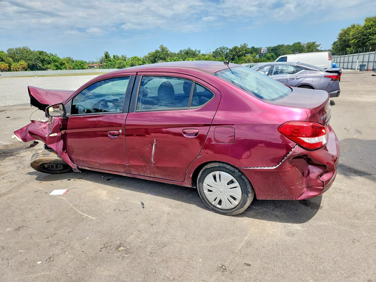 2017 MITSUBISHI MIRAGE G4 ES — снимка 2