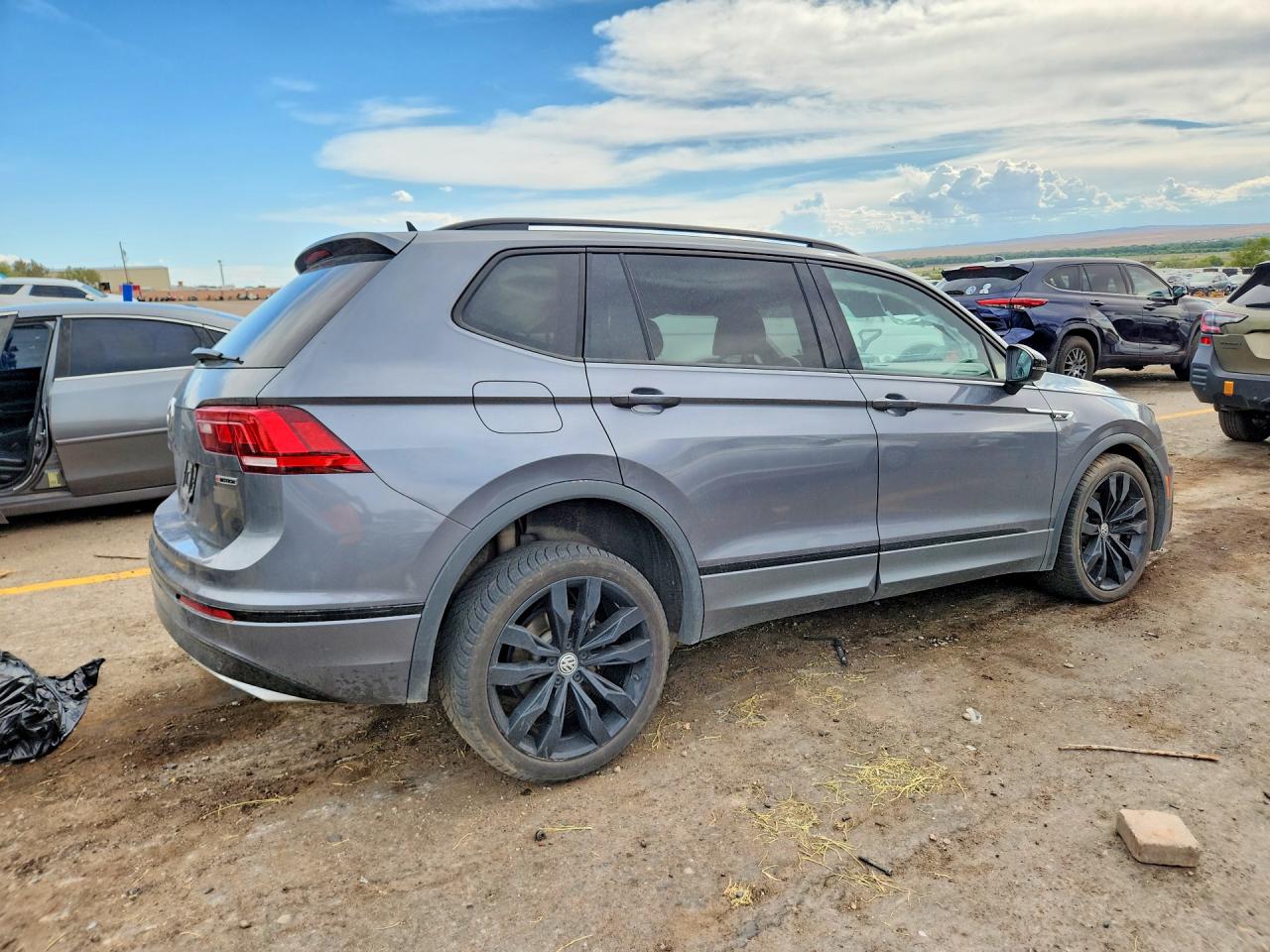 2021 VOLKSWAGEN TIGUAN SE — снимка 3