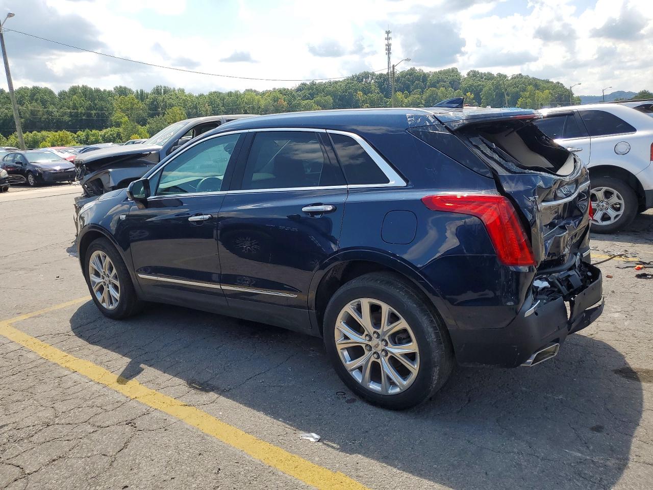 2017 CADILLAC XT5 LUXURY — снимка 2