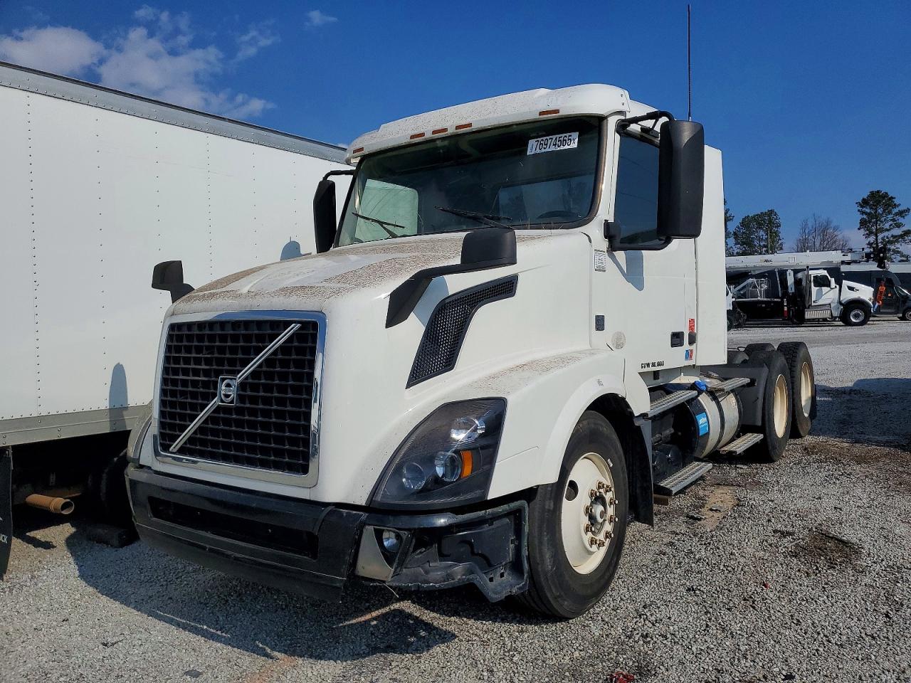 2017 VOLVO VNL — снимка 2