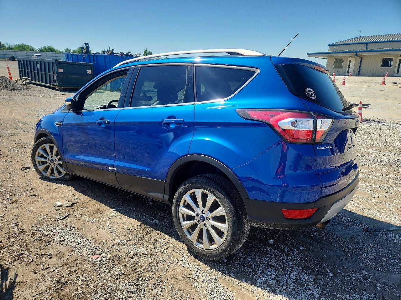 2017 FORD ESCAPE TITANIUM — снимка 2