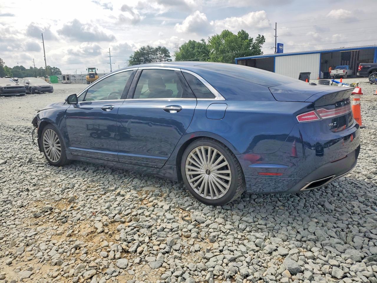 2017 LINCOLN MKZ RESERVE — снимка 2