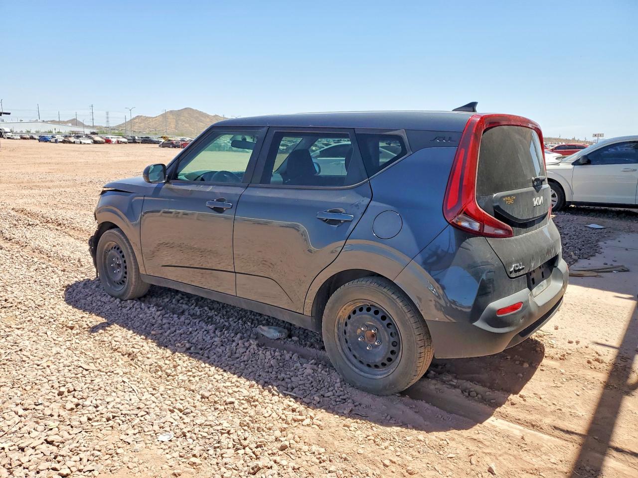 2022 KIA SOUL LX — снимка 2