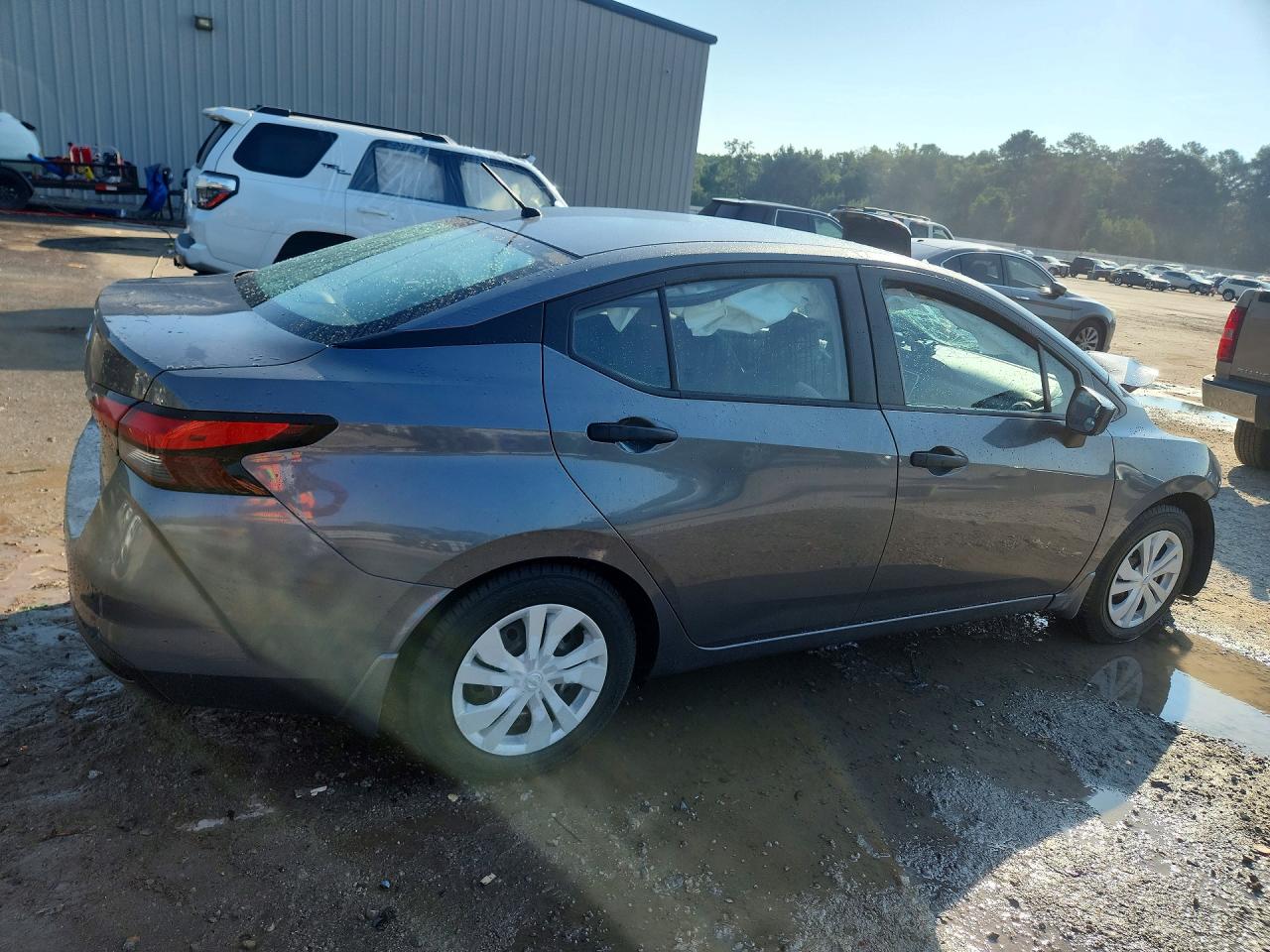 2021 NISSAN VERSA S — снимка 3