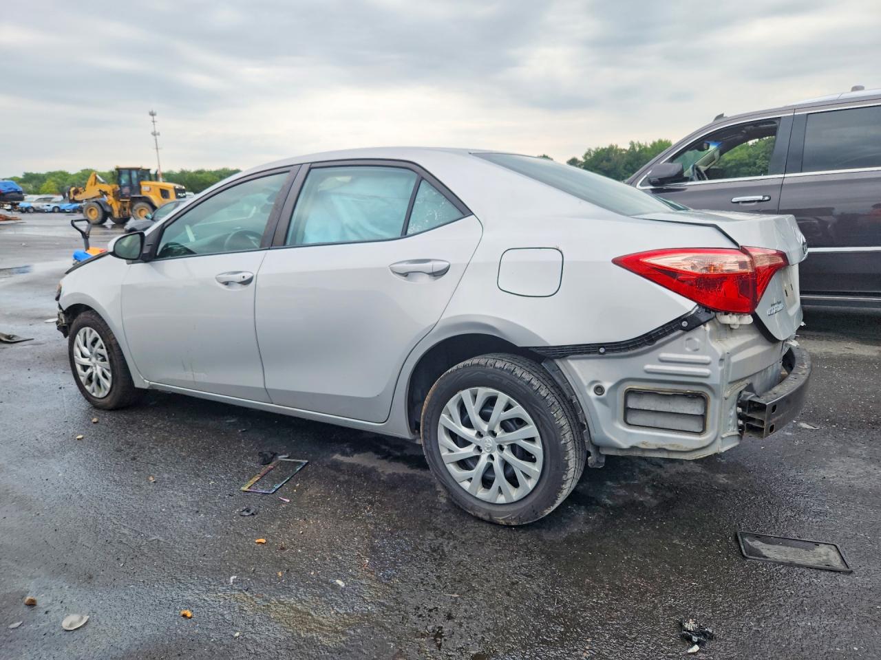 2019 TOYOTA COROLLA LE — снимка 2