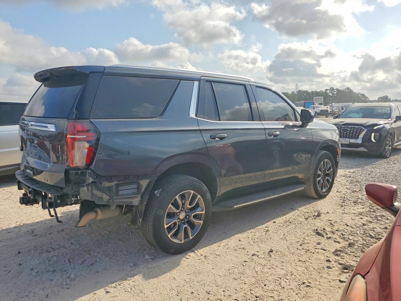 2021 CHEVROLET TAHOE C1500 LT — снимка 3