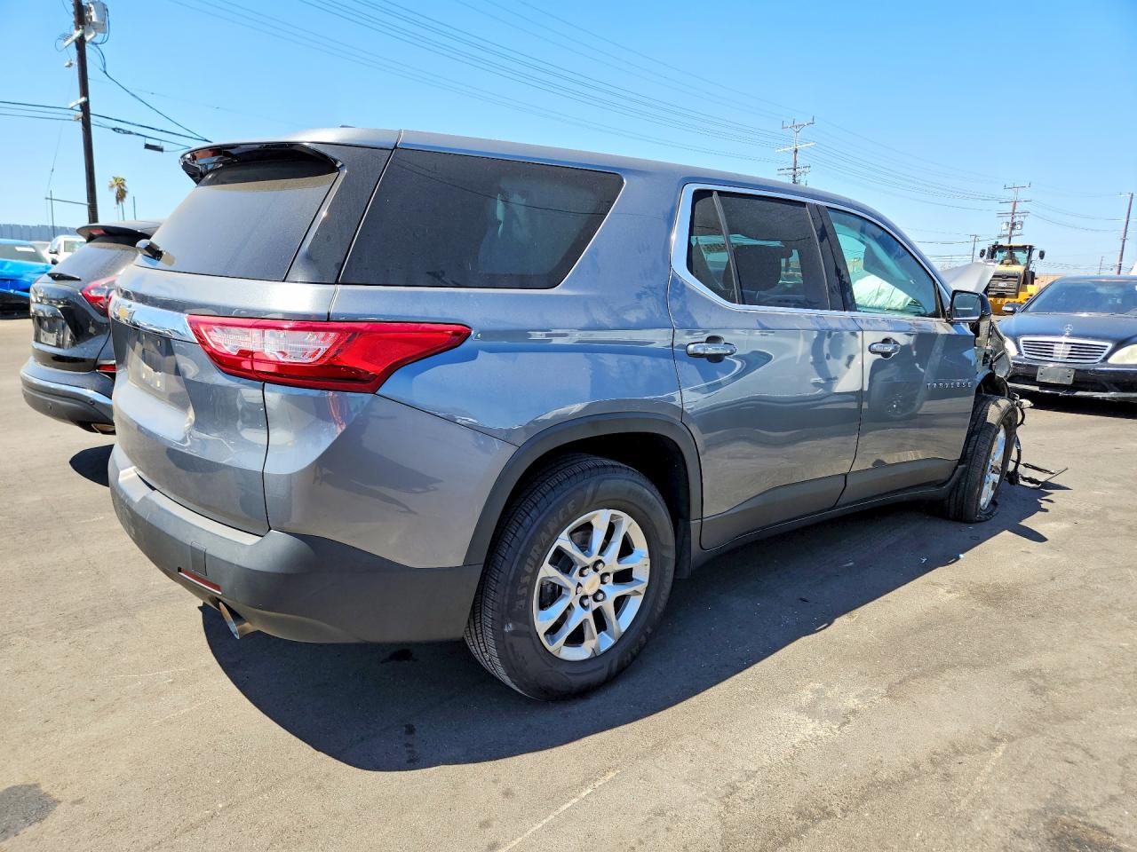 2018 CHEVROLET TRAVERSE LS — снимка 3