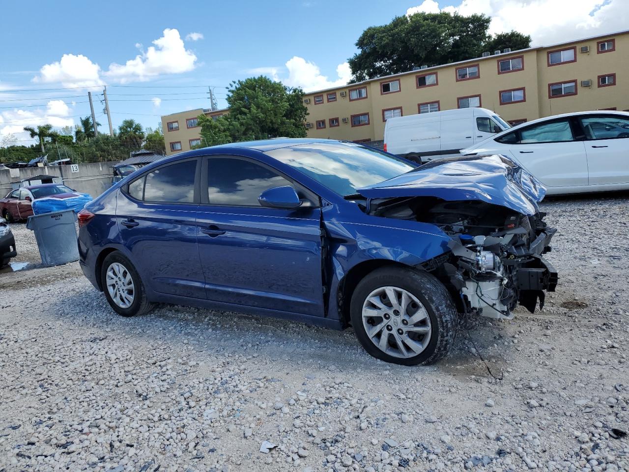 2019 HYUNDAI ELANTRA SE — снимка 4