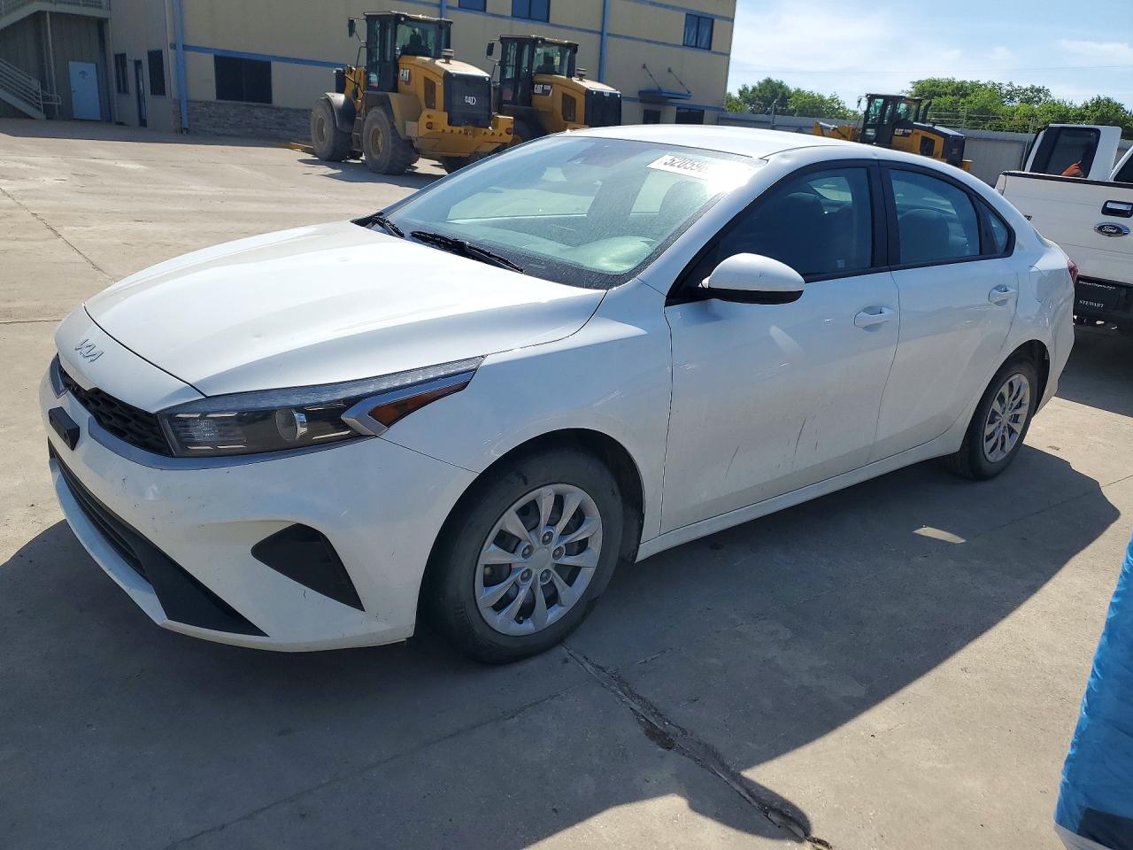 2023 KIA FORTE LX