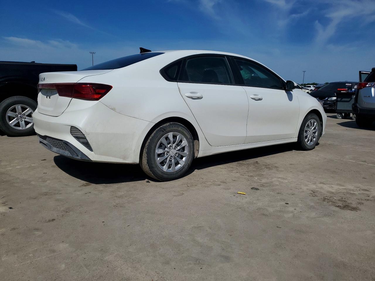 2023 KIA FORTE LX — снимка 3