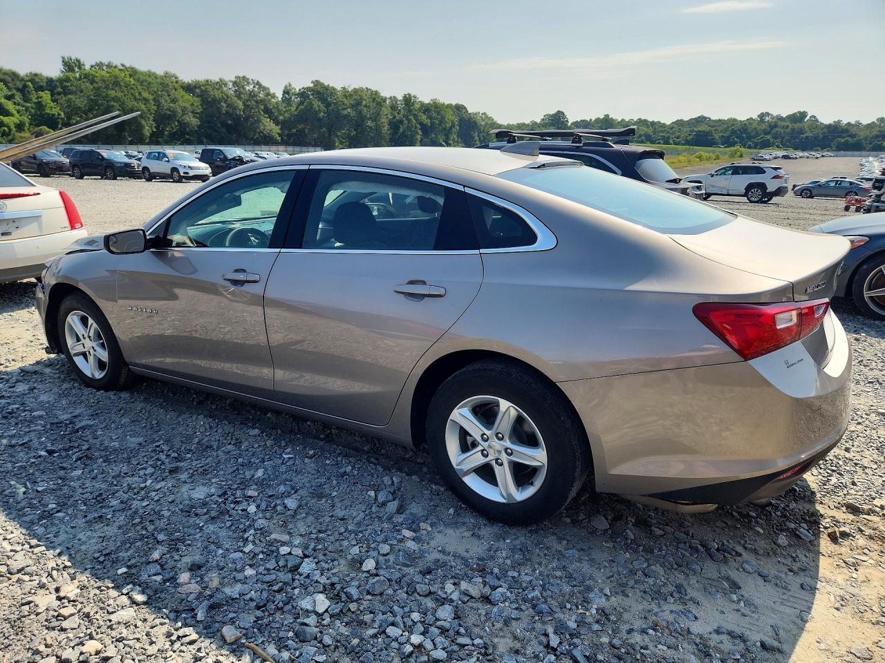 2024 CHEVROLET MALIBU LT — снимка 2