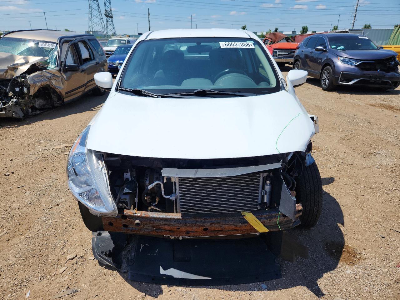 2019 NISSAN VERSA SV — снимка 5