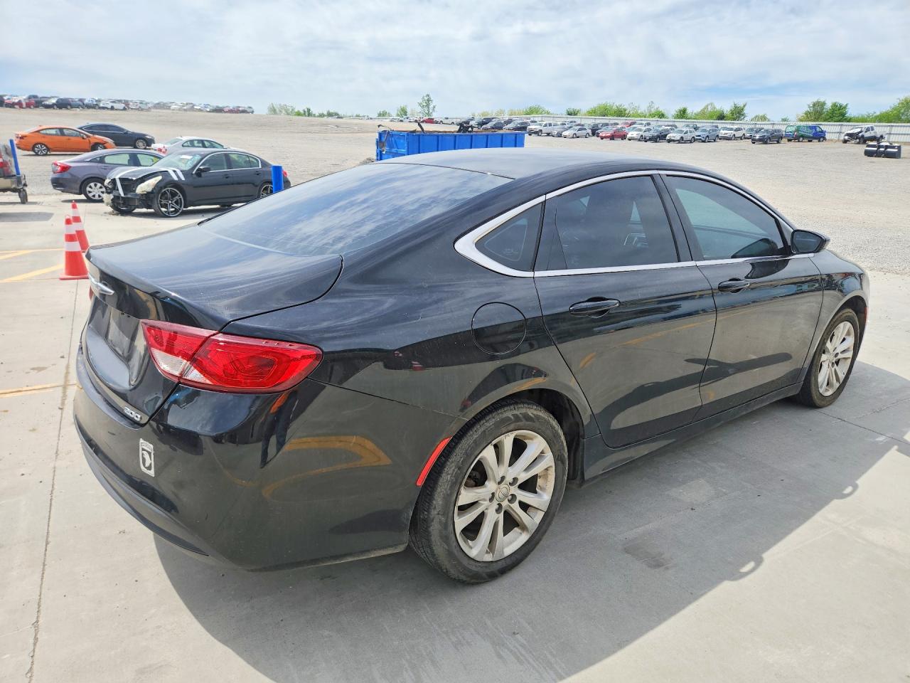 2016 CHRYSLER 200 LX — снимка 3