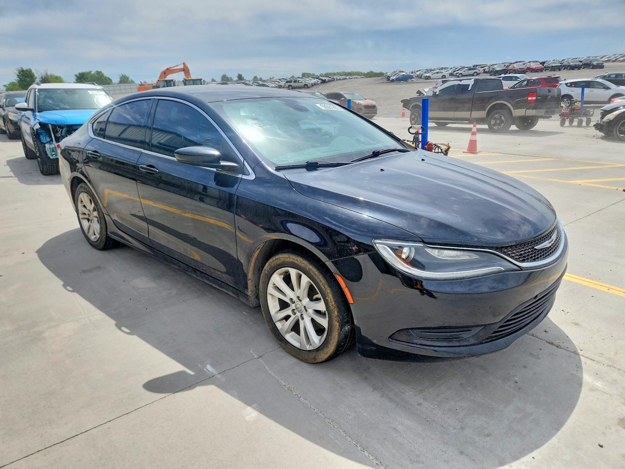 2016 CHRYSLER 200 LX — снимка 4