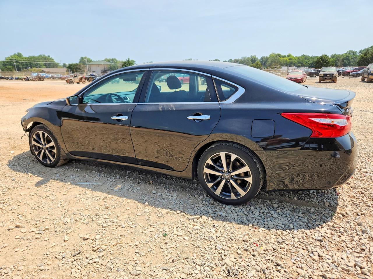 2016 NISSAN ALTIMA 2.5 SR — снимка 2