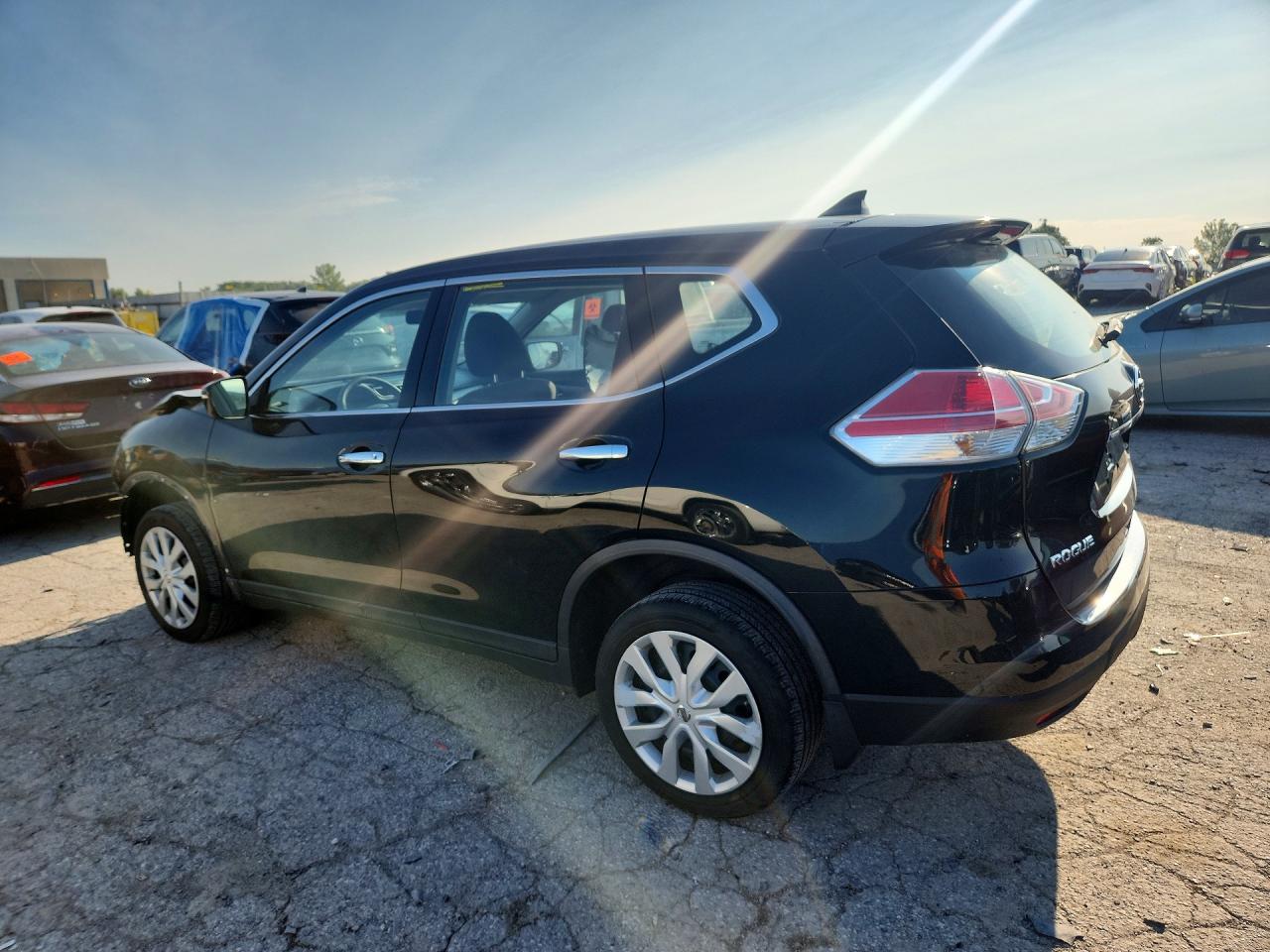 2015 NISSAN ROGUE S — снимка 2