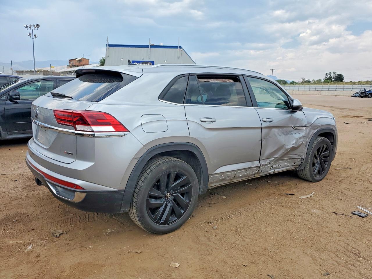 2022 VOLKSWAGEN ATLAS CROSS SPORT SE — снимка 3