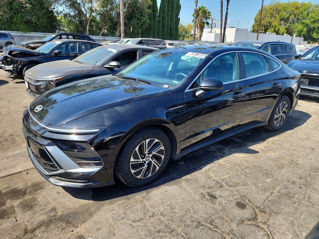 2026 HYUNDAI SONATA HYBRID BLUE