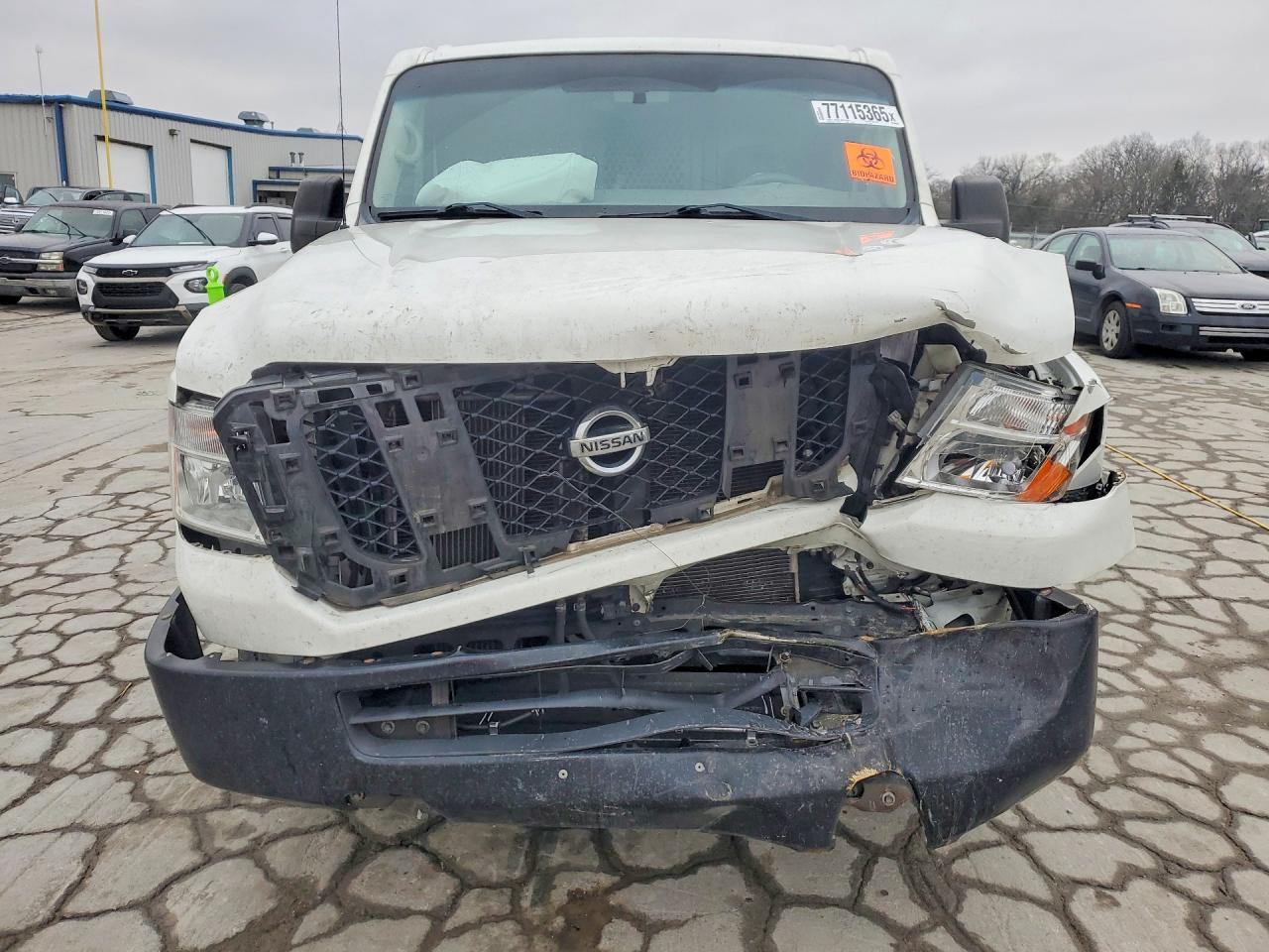 2018 NISSAN NV 2500 HD SV — снимка 5
