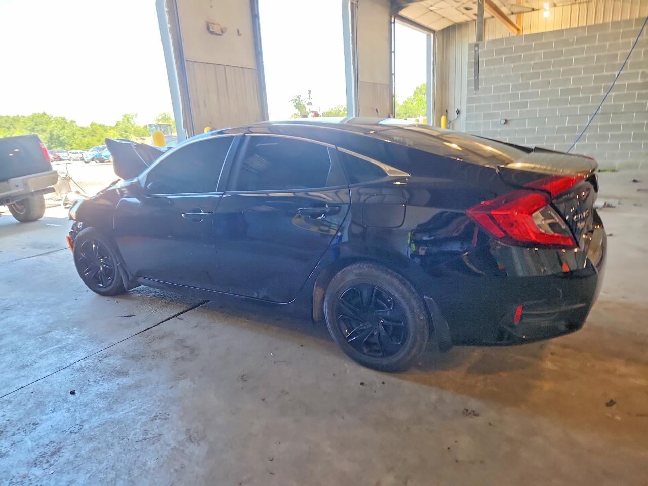 2020 HONDA CIVIC LX — снимка 2