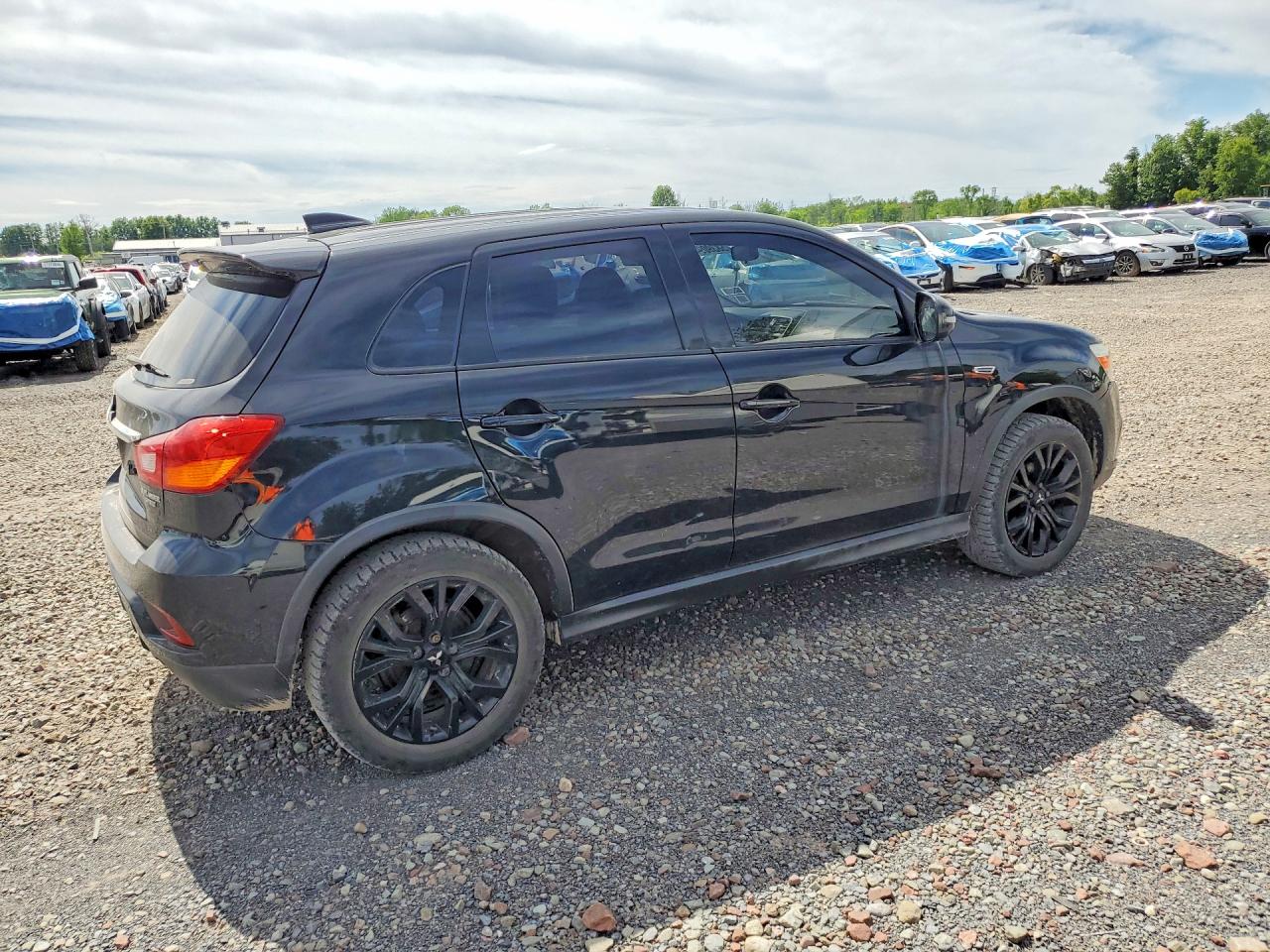2019 MITSUBISHI OUTLANDER SPORT ES — снимка 3