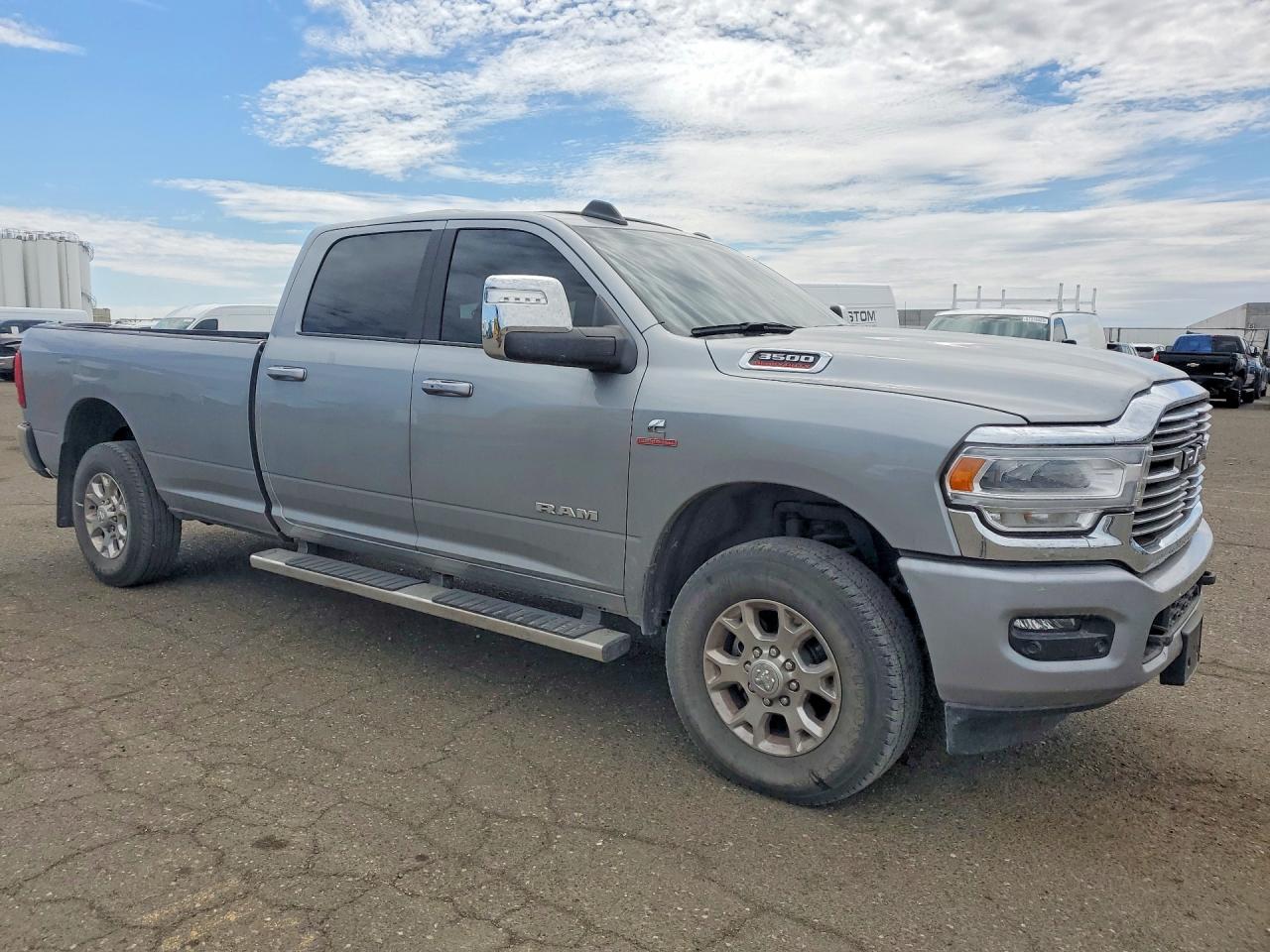 2024 RAM 3500 LARAMIE — снимка 4