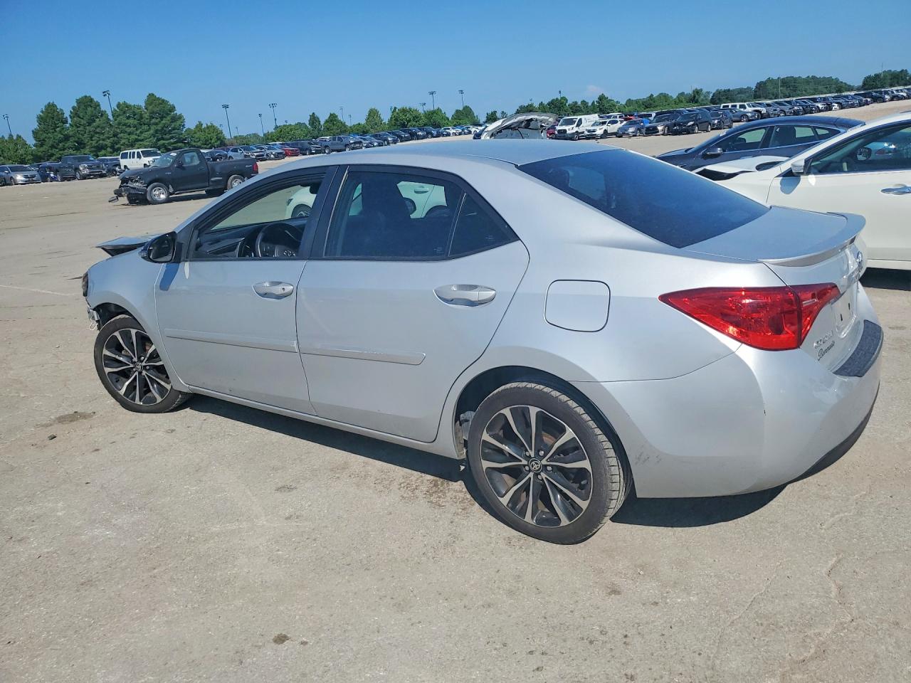 2018 TOYOTA COROLLA SE — снимка 2