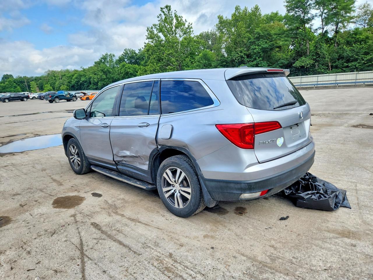 2017 HONDA PILOT EXL — снимка 2