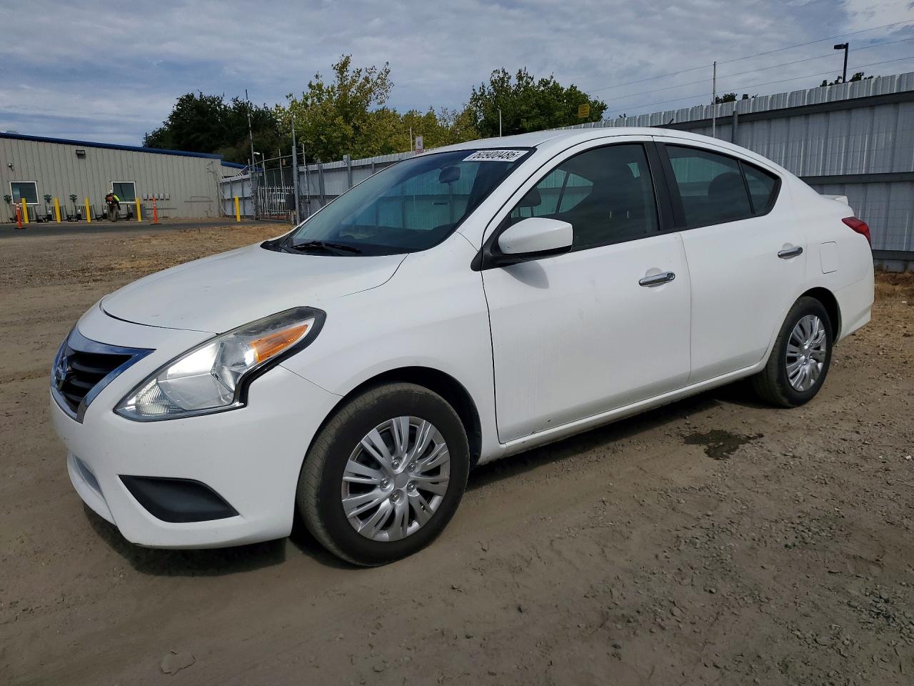 2016 NISSAN VERSA 1.6 SV