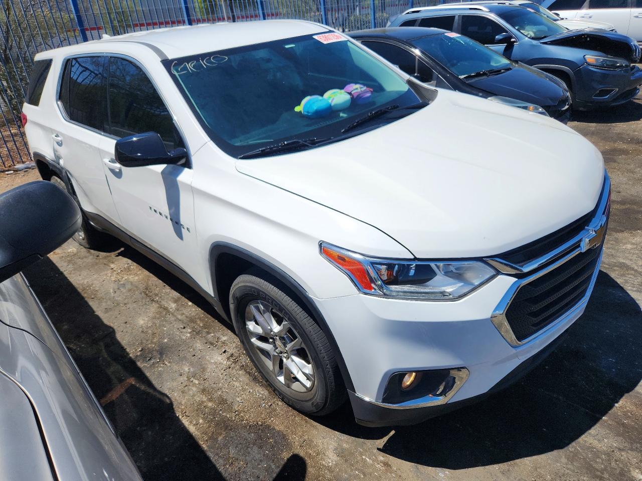 2020 CHEVROLET TRAVERSE LS — снимка 4