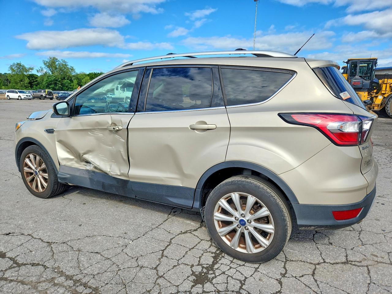 2017 FORD ESCAPE TITANIUM — снимка 2