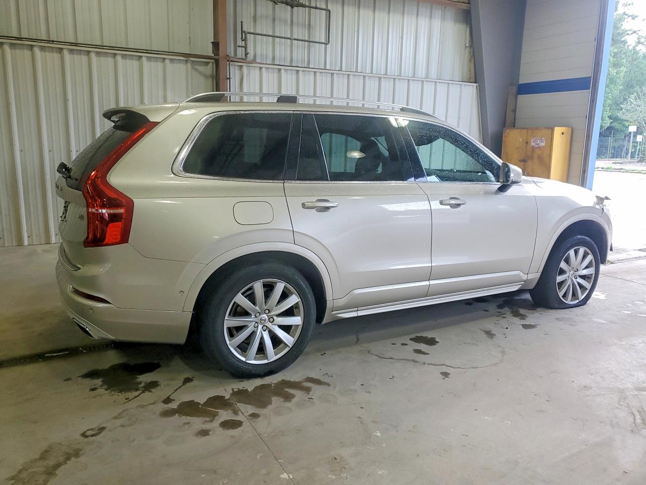 2016 VOLVO XC90 T6 — снимка 3