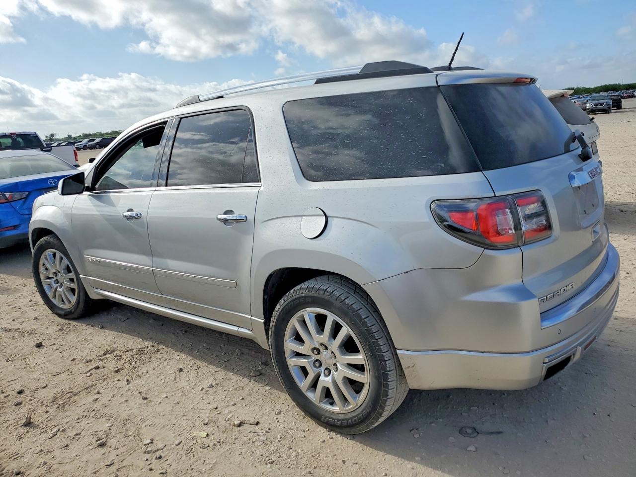 2016 GMC ACADIA DENALI — снимка 2
