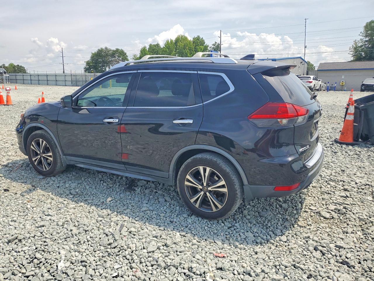 2019 NISSAN ROGUE SV — снимка 2
