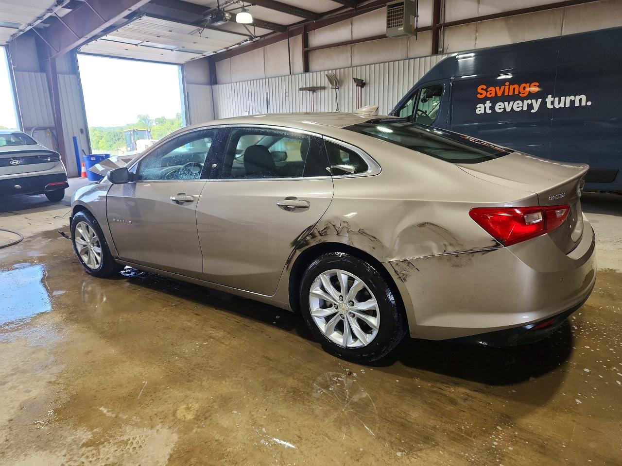 2025 CHEVROLET MALIBU LT — снимка 2