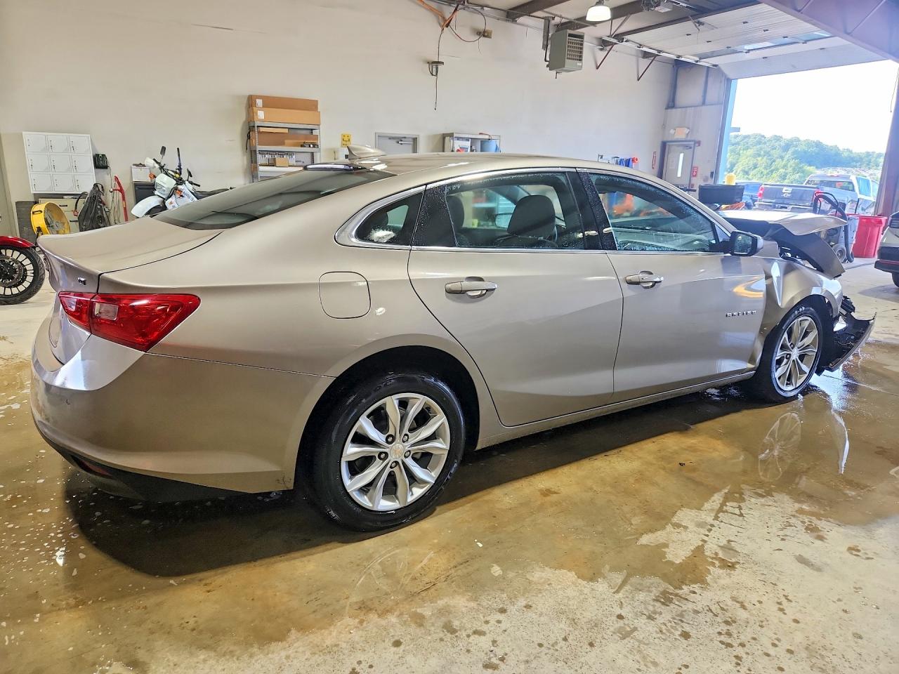 2025 CHEVROLET MALIBU LT — снимка 3