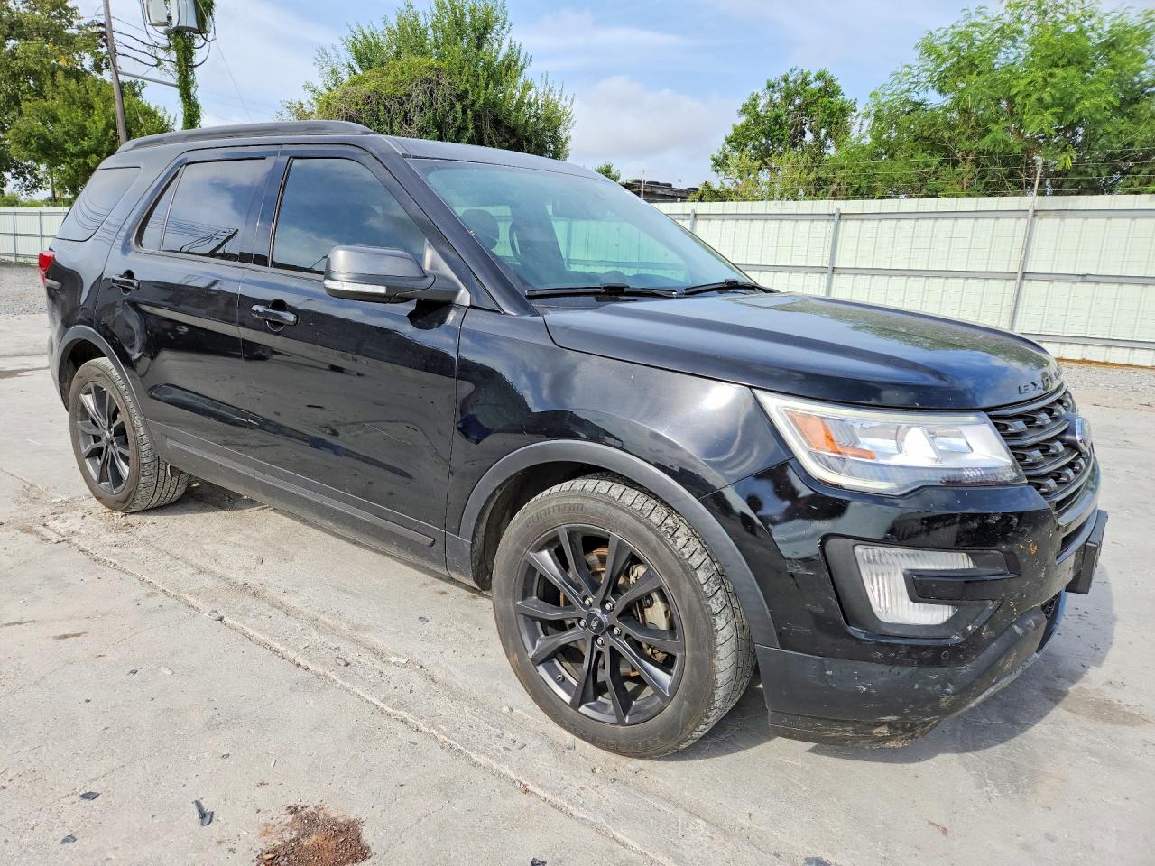 2017 FORD EXPLORER XLT — снимка 4