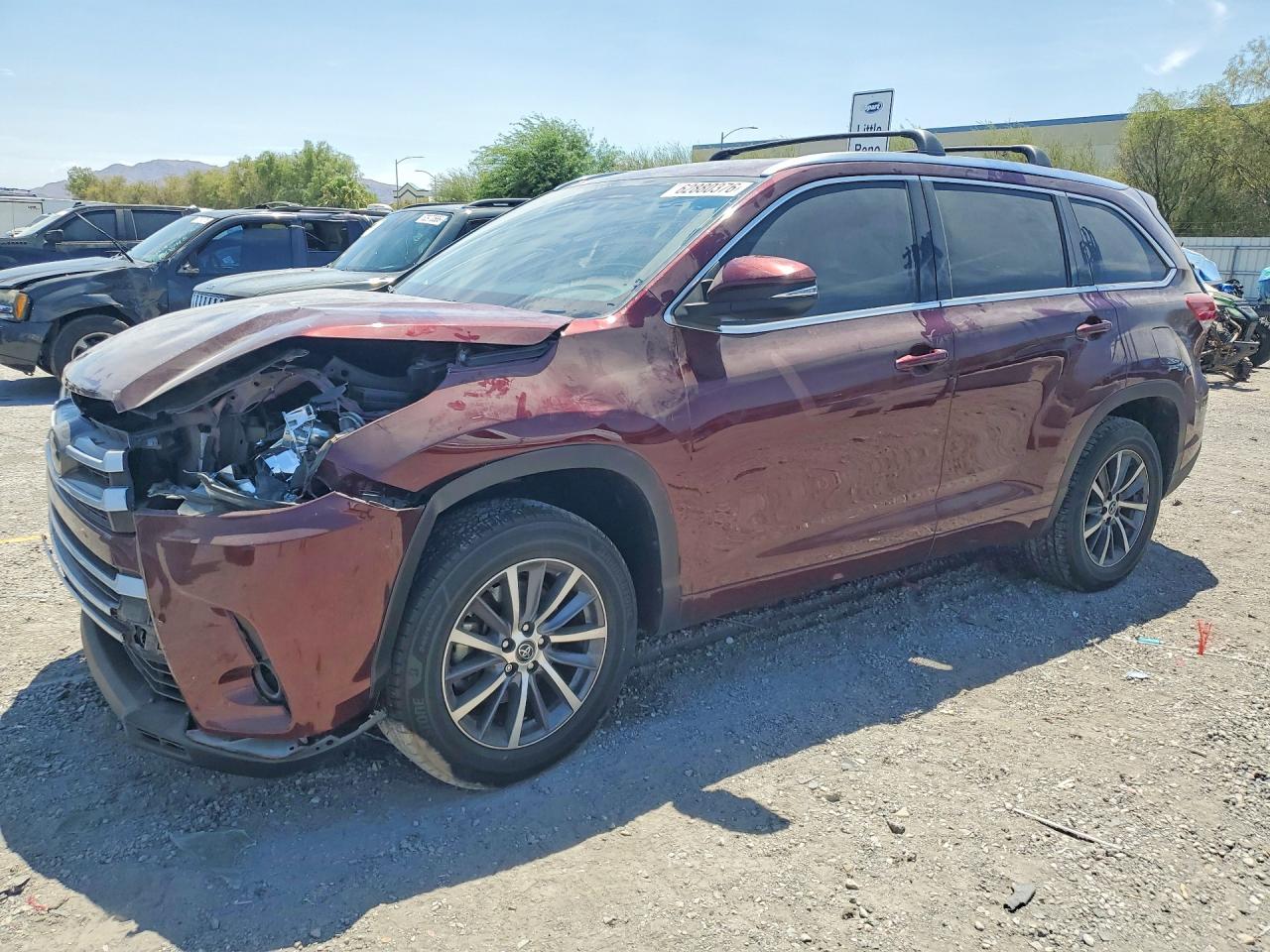 2018 TOYOTA HIGHLANDER XLE