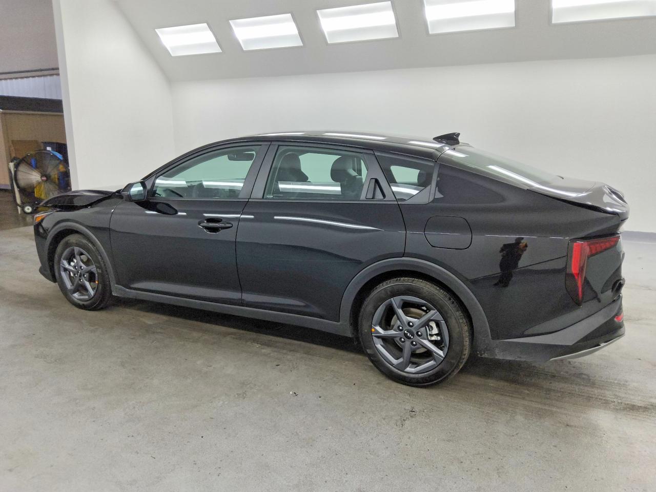 2026 KIA K4 LXS — photo 2