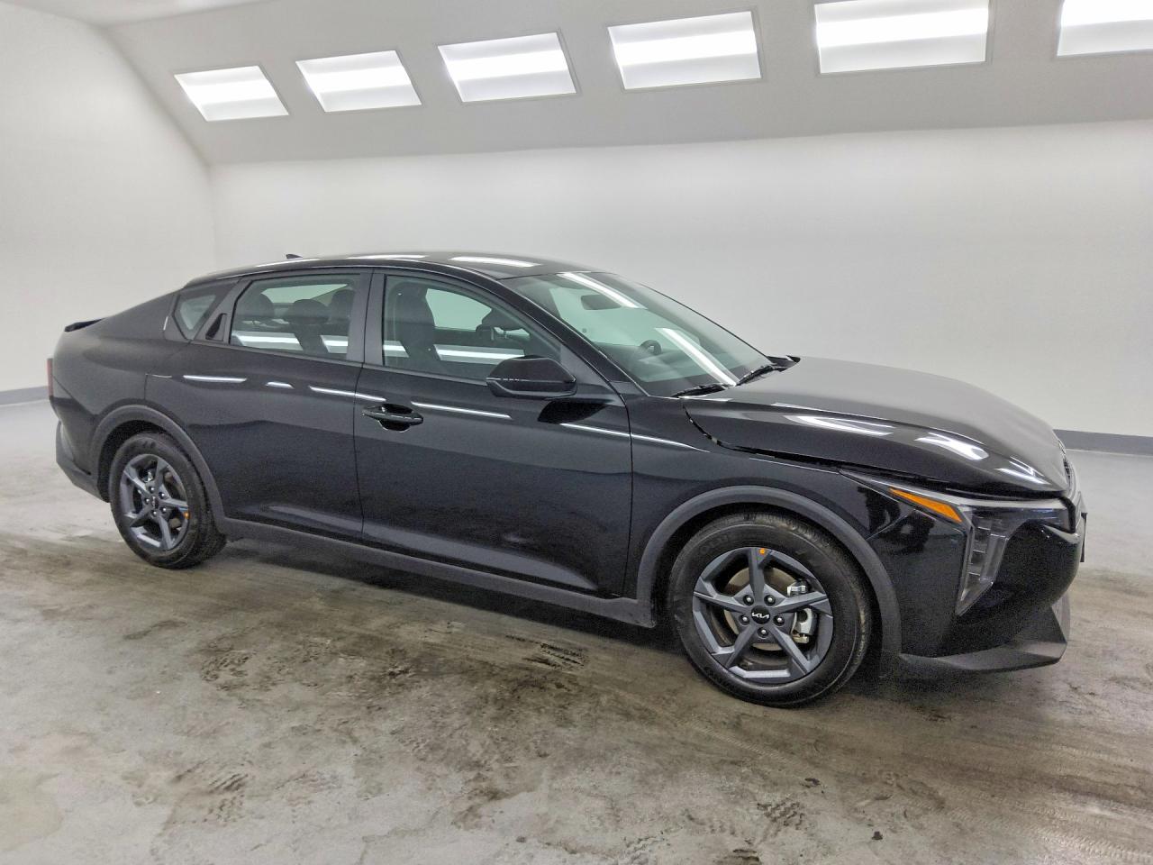 2026 KIA K4 LXS — photo 4